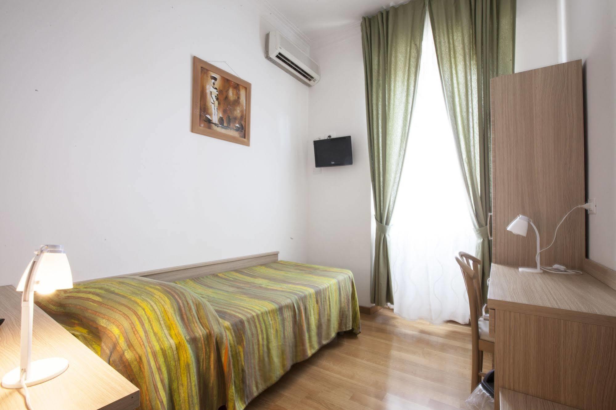 Hotel Amalfi Μιλάνο Εξωτερικό φωτογραφία